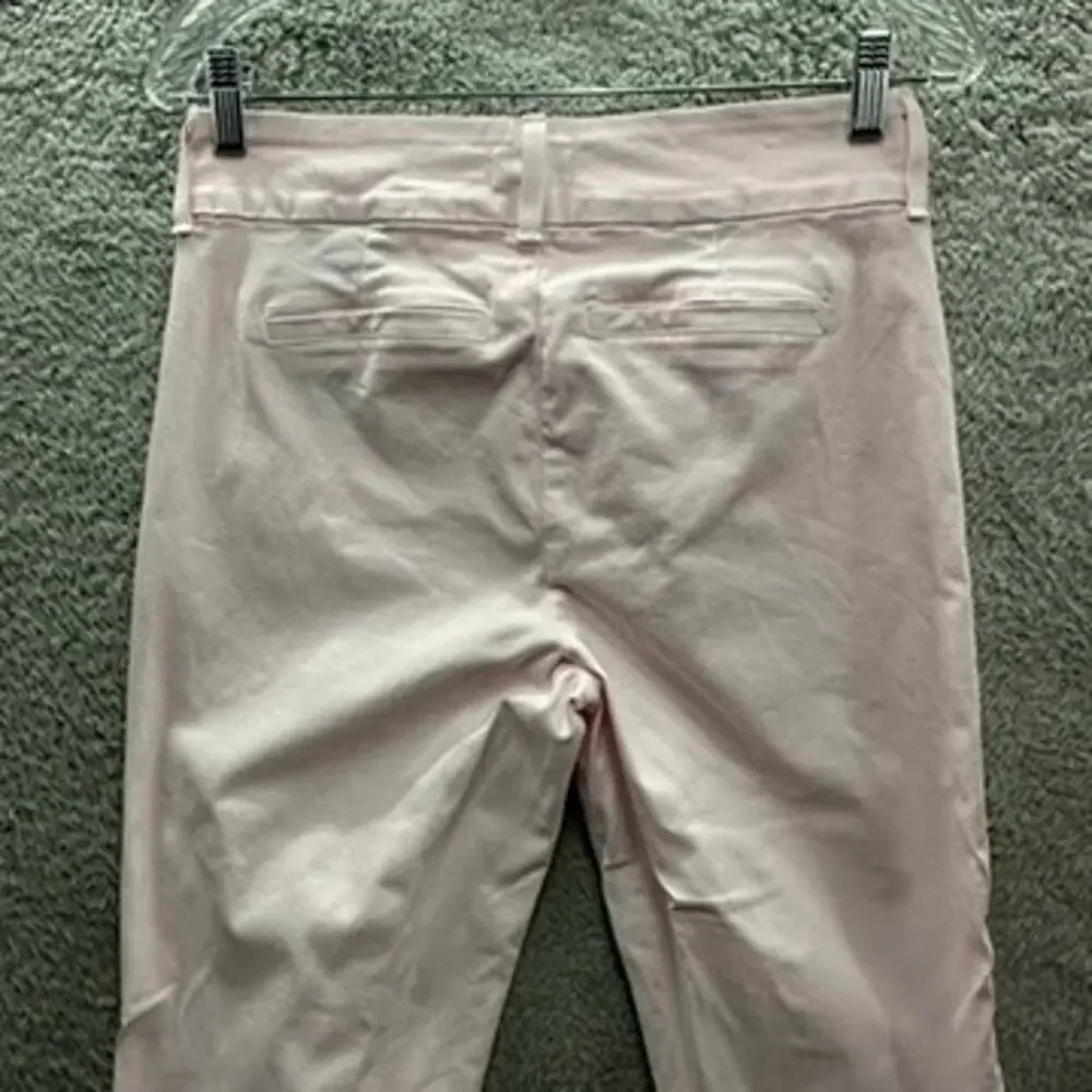 NYDJ Size 6 Pink Capri Stretchy‎ Pants Rhinestones on Cuffs Comfort Casual